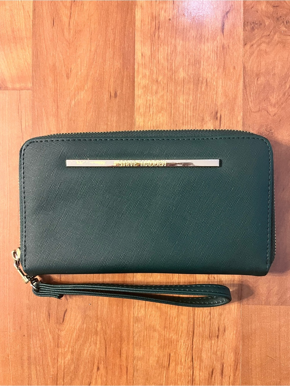 Steve Madden Green Zip-Around Wristlet Wallet